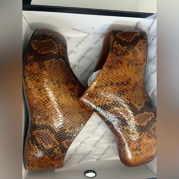 New AZALEA WANG CLOG IN BROWN Snake Print Platform Shoes Size 10 fits like 9.5 - Picture 3 of 7